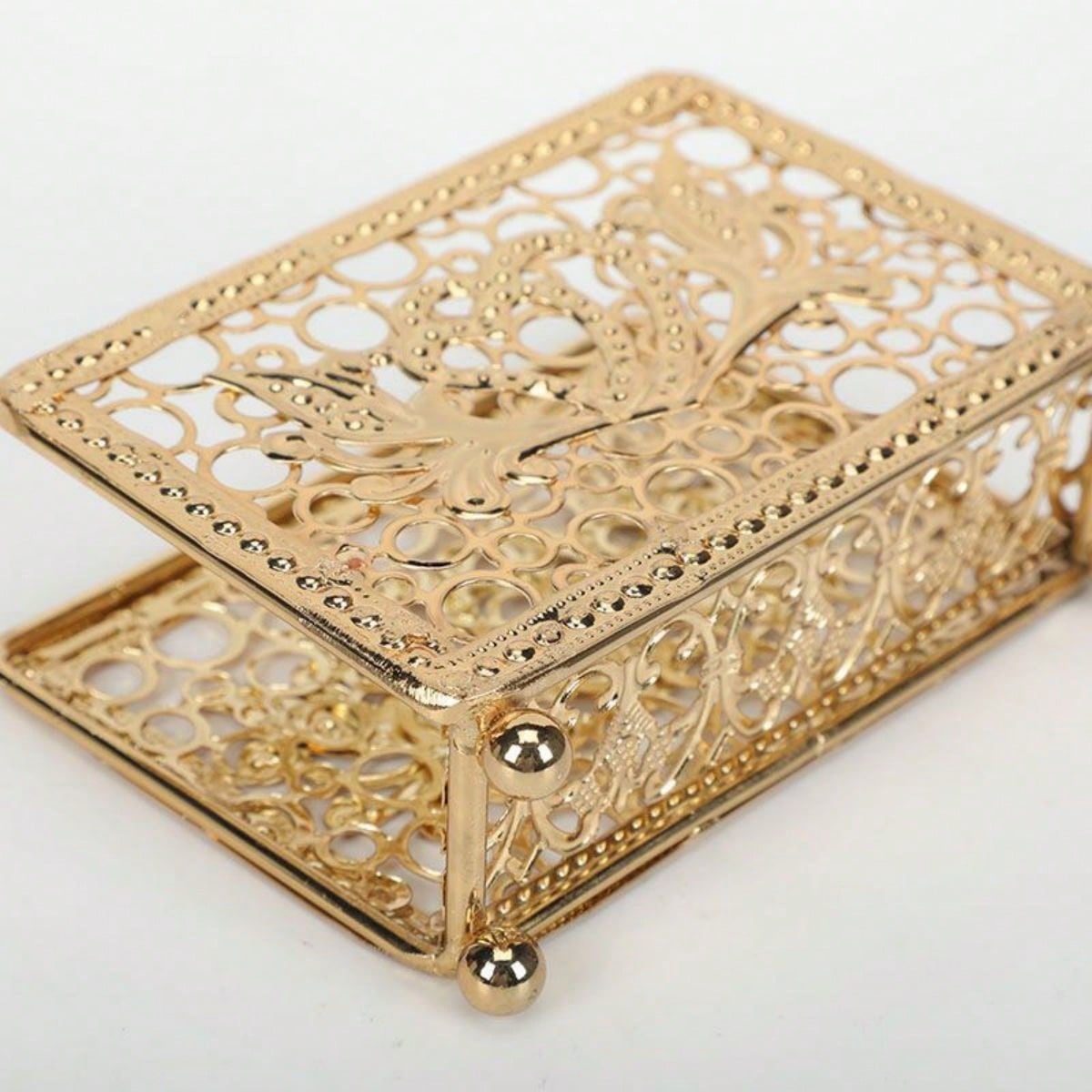 1pc Gold-Plated Metal Hollow Out Vintage Tissue Box For Coffee Shop, Restaurant & Hotel; Napkin Holder & Cup Mat Stand; Party Gift; Individually Boxed