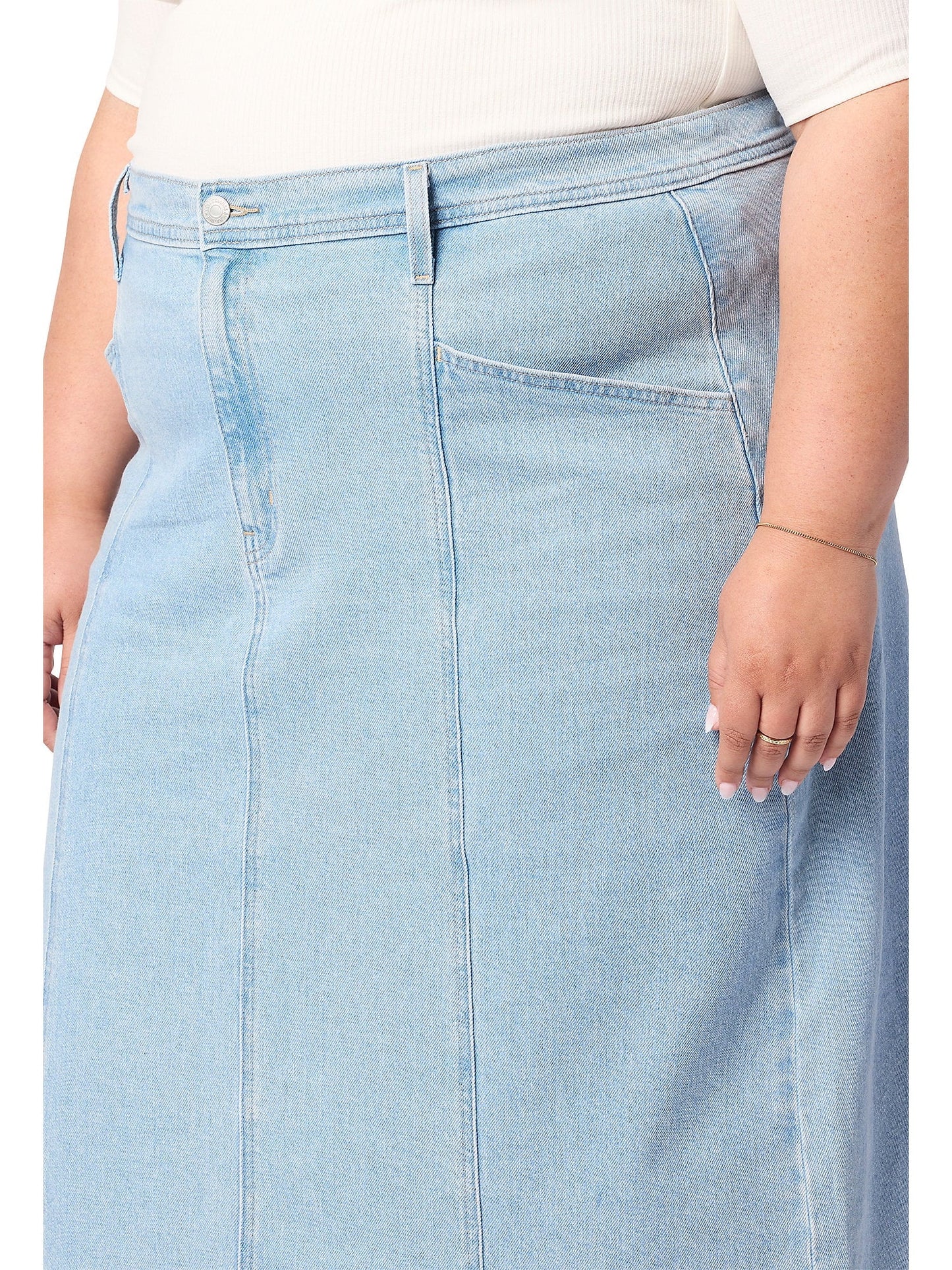 thumbnail image 4 of Levi Strauss Signature Women's and Women's Plus Vintage '95 Seamed Skirt, Sizes XS-4X, 4 of 6