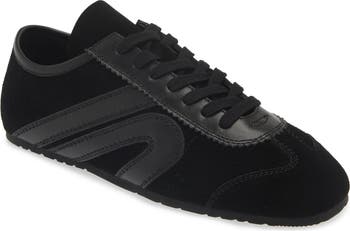 Aleta Sneaker (Women)