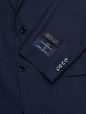 Saks Fifth Avenue
Modern Fit Pinstripe Wool Suit