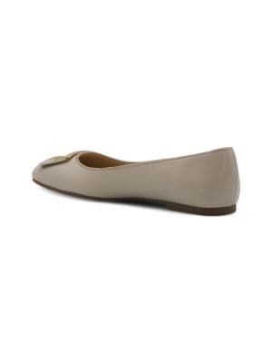 Adrienne Vittadini
 Jacksi Ballet Flats