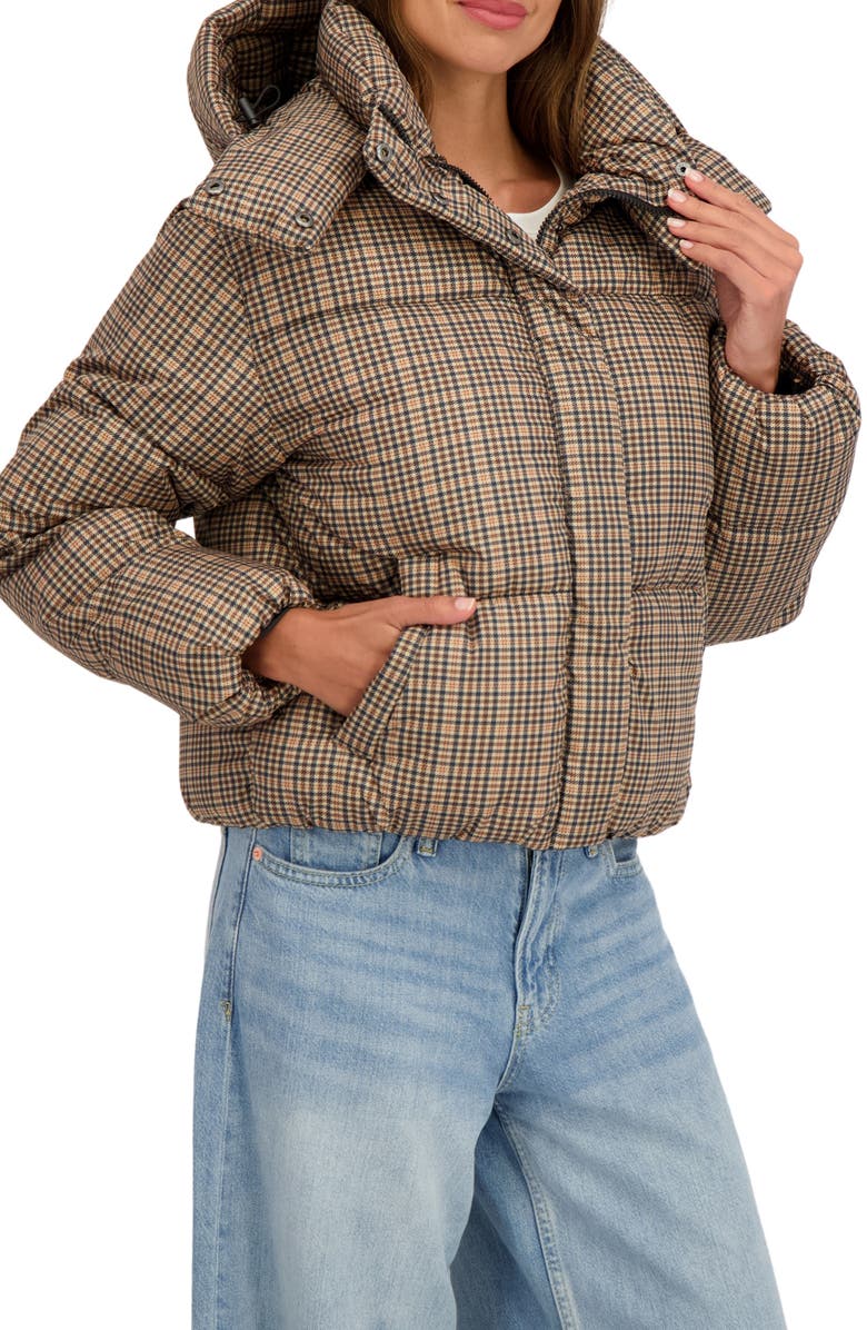 Sebby Short Hooded Puffer Jacket