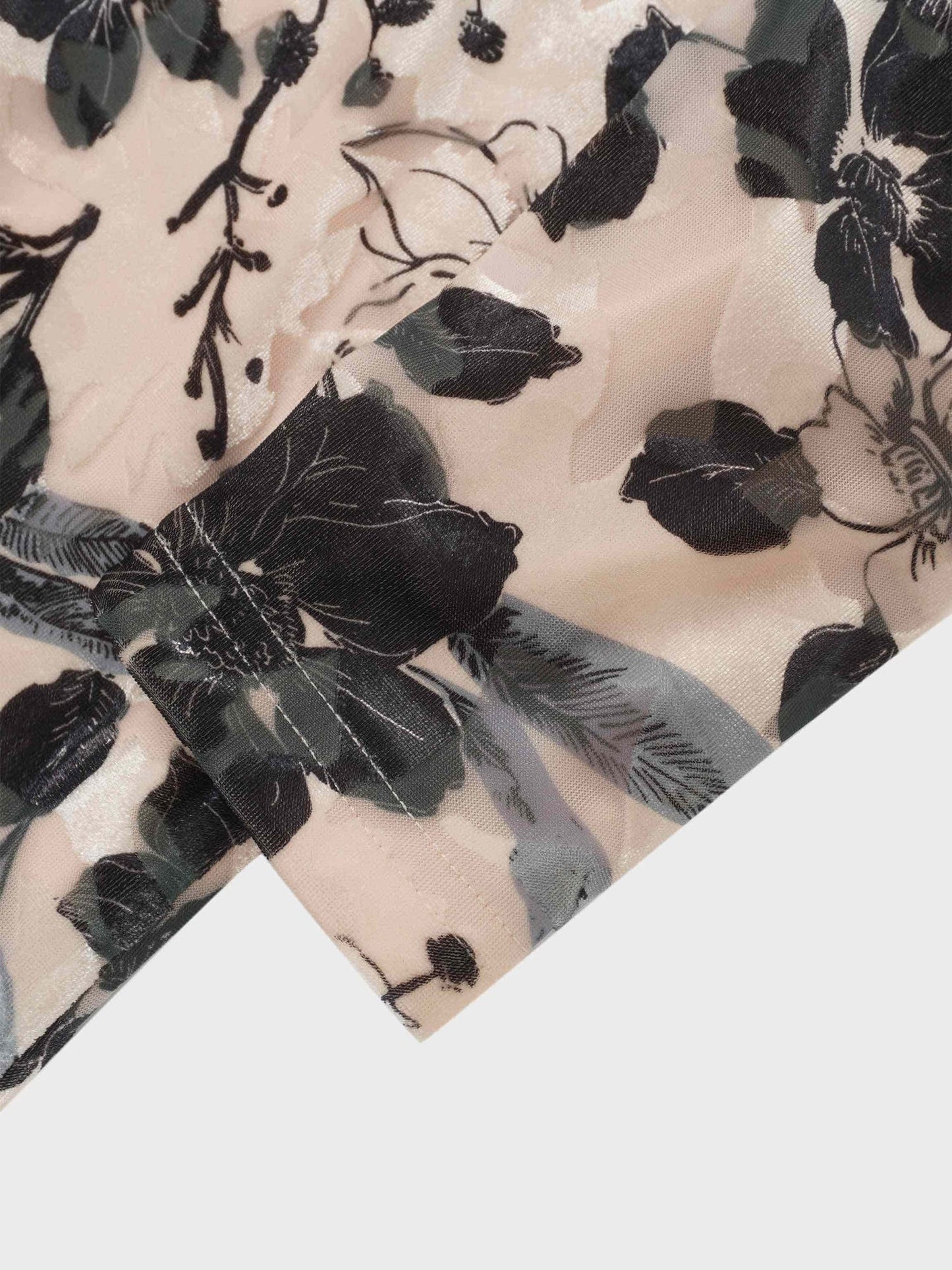 Velvet Printed Turtleneck-Floral