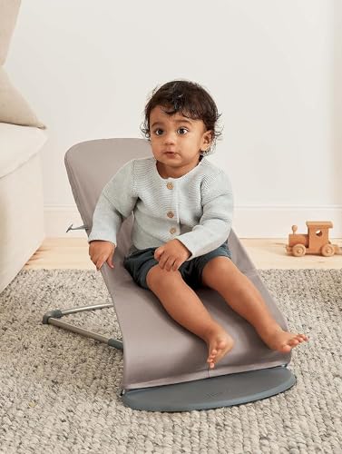 Amazon BabyBjörn Bouncer Bliss, Sand Gray, Woven, Classic Quilt | 2-in-1 Adjustable Baby Bouncer Seat and Toddler Chair, Newborn to Toddler (8-29 lbs), 4 Positions, Lightweight & Portable