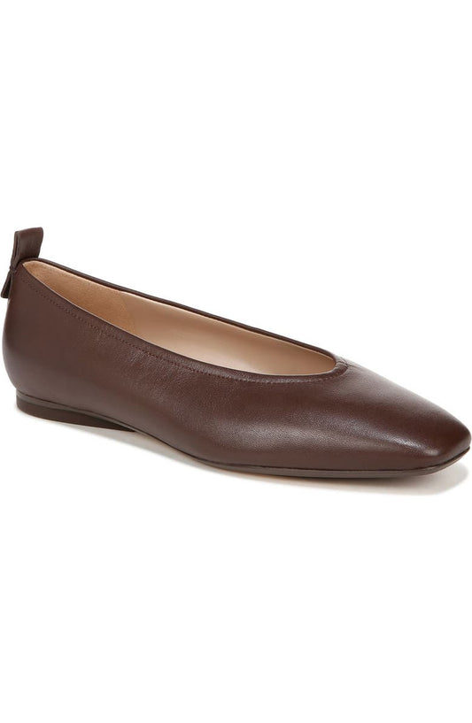 27 EDIT Naturalizer Carla Skimmer Flat (Women)