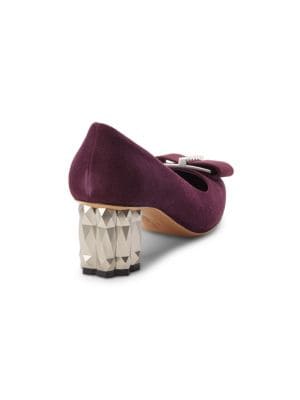 Salvatore Ferragamo
 Bow Suede Pumps