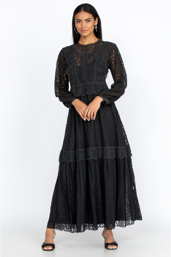 LUNA LACE DRESS