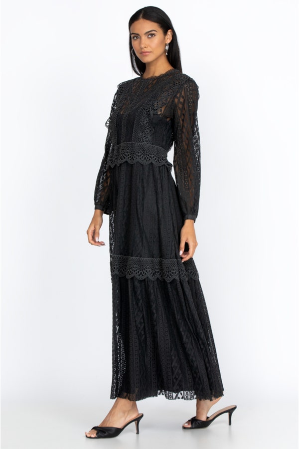 LUNA LACE DRESS